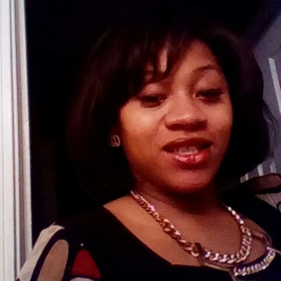 Profile Picture of Tiana Coprich (@tianacoprich) on Poshmark