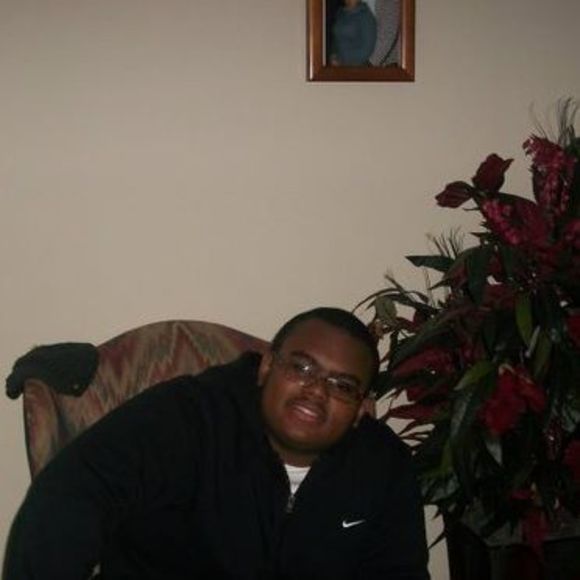 Profile Picture of Khalil Watson (@khalil9416) on Poshmark