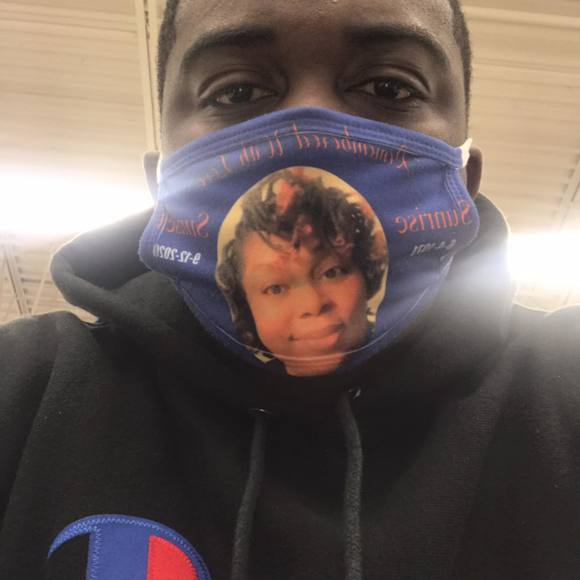 Profile Picture of Rashad Brooks (@rashadbrooks687) on Poshmark