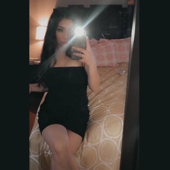 Profile Picture of Beida Yepiz (@beiday) on Poshmark