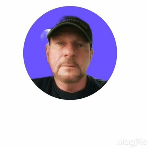 Profile Picture of Martin Smyser (@martin_smyser) on Poshmark
