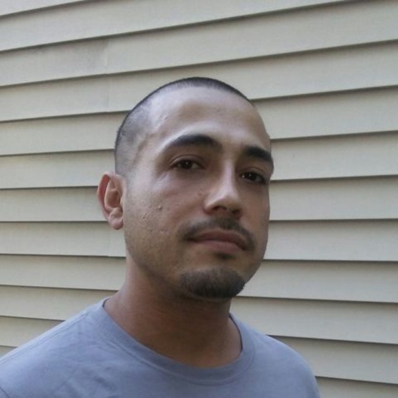 Profile Picture of William Rodriguez (@williamrodri126) on Poshmark