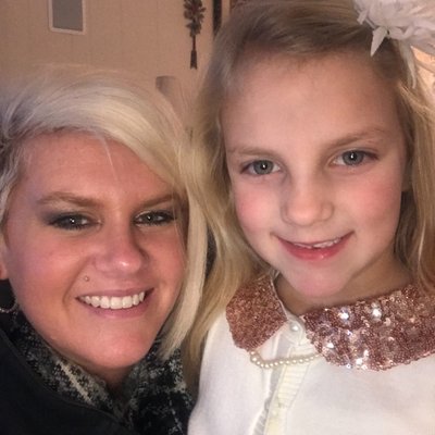 Profile Picture of Jennifer Engler (@Jennife07291035) on Twitter