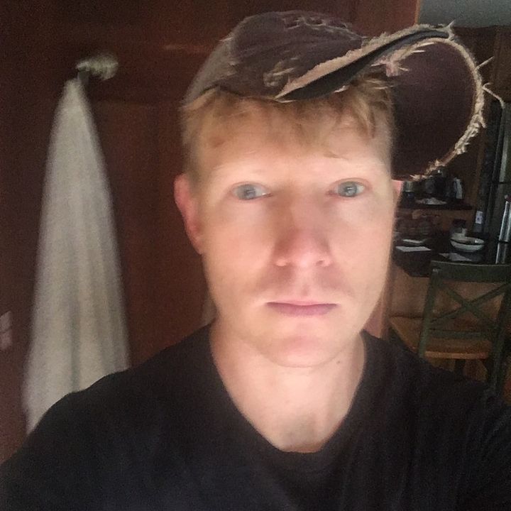 Profile Picture of singingpizzaguy (@singingpizzaguy) on Tiktok