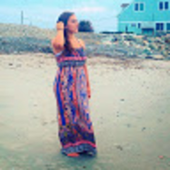 Profile Picture of Anna Alibrandi (@aka85wood) on Poshmark