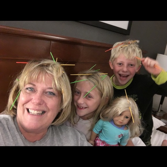 Profile Picture of Starla Flautt (@starlaflautt) on Poshmark