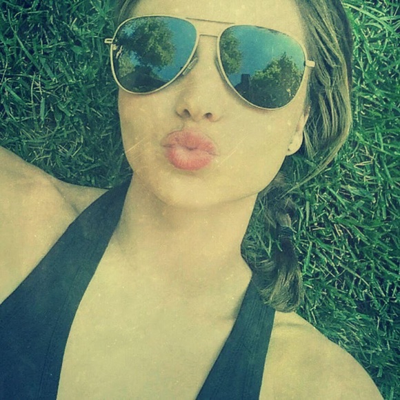 Profile Picture of Alisha Ali (@alishaali) on Poshmark