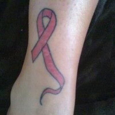 Profile Picture of Robin Shaffer (@pinkribbon5) on Twitter