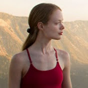Profile Picture of Jessica Spotts (GreenSpottsYoga) (@greenspottsyoga) on Youtube