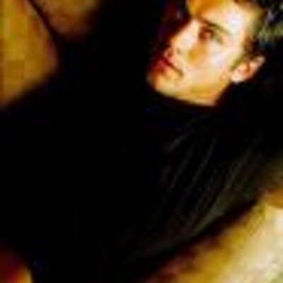 Profile Picture of Benjamin Vasquez (@Arielle199vw) on Twitter