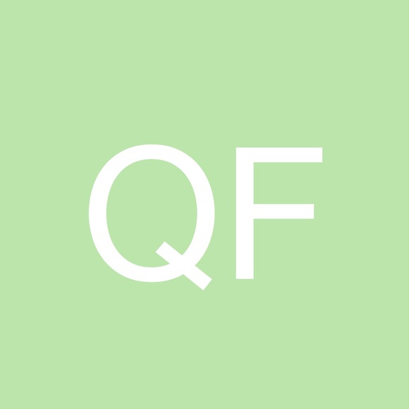 Profile Picture of Quezaire Francolino (@sujhmwfye) on Poshmark