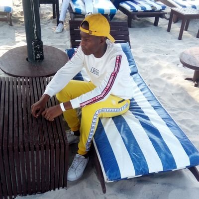 Profile Picture of Tony Lowry (@TonyLowry14) on Twitter