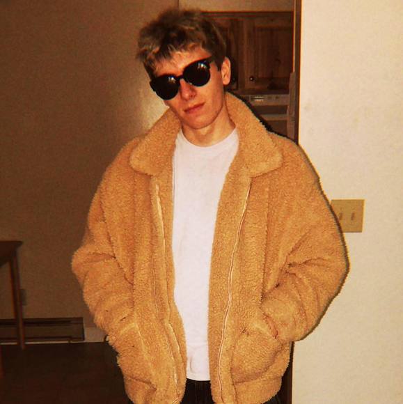 Profile Picture of Tyler Fish (@lovemedavid) on Poshmark
