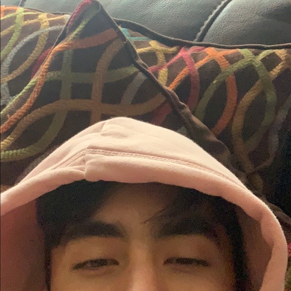 Profile Picture of Jorge Samayoa (@jorgesam01) on Poshmark