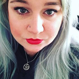 Profile Picture of Carly Hubbard (@carlymh91) on Pinterest