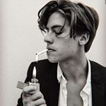 Profile Picture of 𝑪𝒐𝒍𝒆 𝑴𝒊𝒕𝒄𝒉𝒆𝒍𝒍 𝑺𝒑𝒓𝒐𝒖𝒔𝒆 (@cole.sprouse.jj) on Instagram