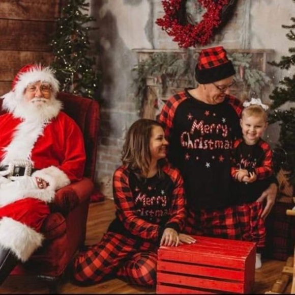 Profile Picture of Ted Anstey (@tedanstey100) on Poshmark