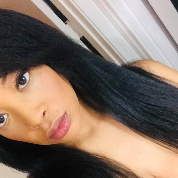 Profile Picture of Shanice Owens (@sowens323) on Poshmark