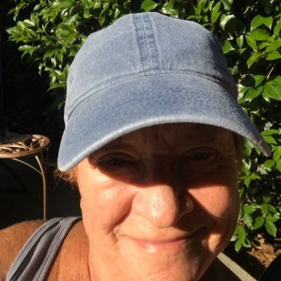 Profile Picture of Mona Bender (@MonaBender15) on Twitter