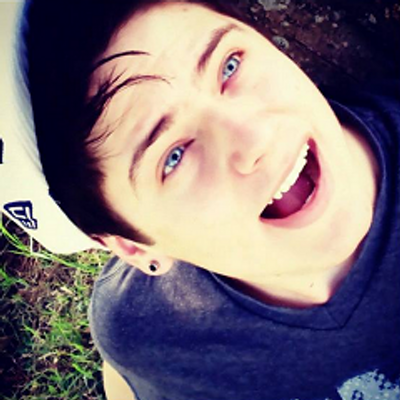 Profile Picture of Bruna (@ChrisMeuApego) on Twitter