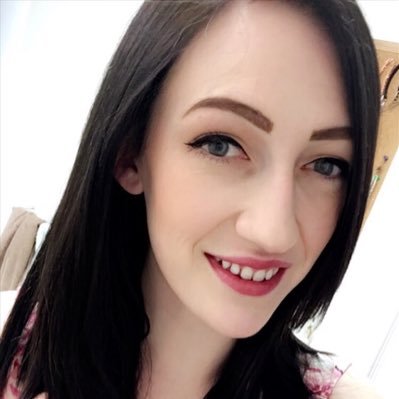 Profile Picture of Alex (@AlexLeah13) on Twitter