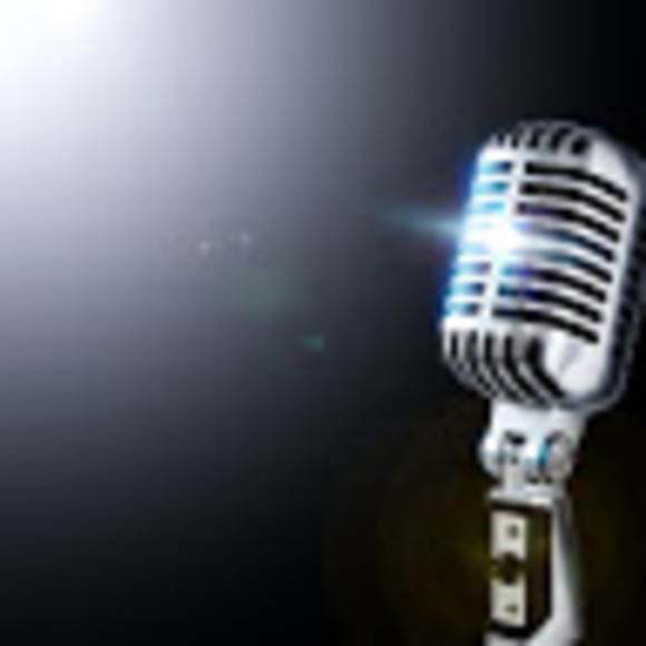 Profile Picture of Caitlín Mcfarlane (@caitlinm72) on Poshmark