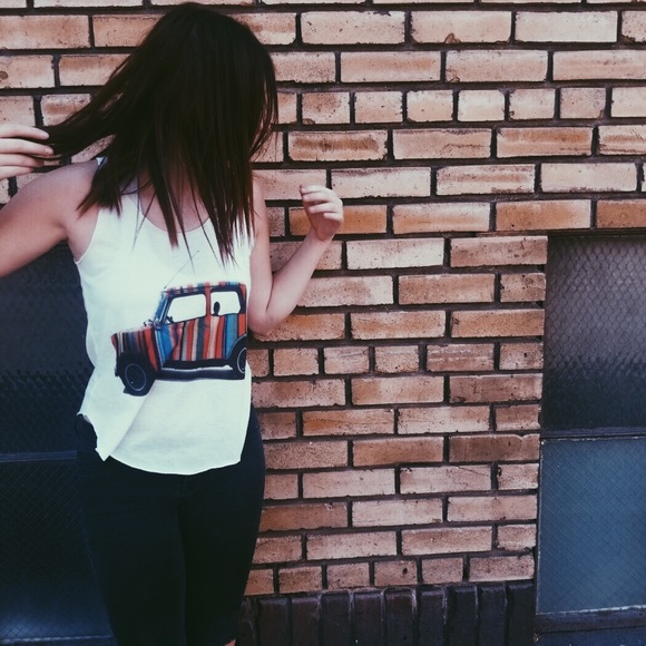 Profile Picture of Savannah Hobbs (@sava121) on Poshmark