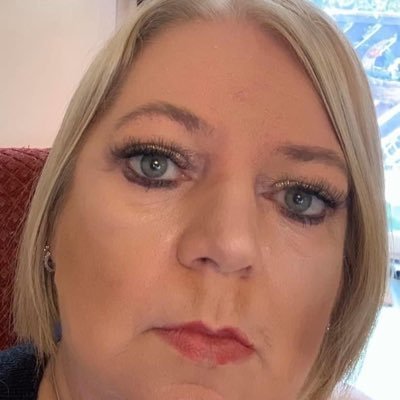 Profile Picture of Helen Hodges (@helenho56738443) on Twitter