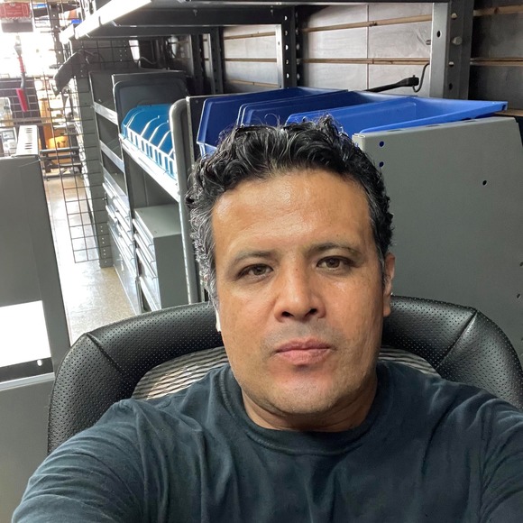 Profile Picture of Santiago Urgiles (@sanjor77) on Poshmark