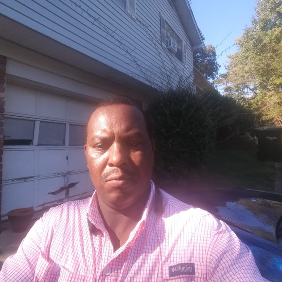 Peter Wangondu - Poshmark Profile Picture of Peter Wangondu (@peterwangondu) on Poshmark