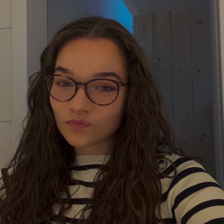 Profile Picture of lisa (@lisajantz) on Tiktok