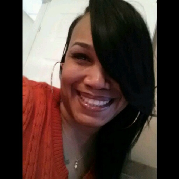 Profile Picture of Rochelle Brown (@qualisha1987) on Poshmark