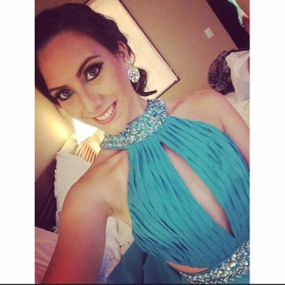 Profile Picture of Victoria De Brito (@victoriadb_) on Twitter