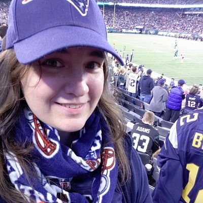 Profile Picture of Jessica Walrath (@JessLeeCa) on Twitter