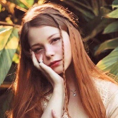 Profile Picture of Chloe Alvarez (@chloe_dci8) on Twitter
