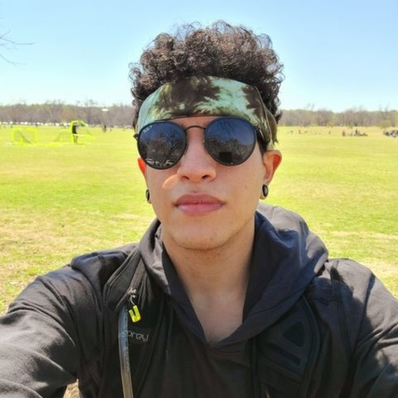 Profile Picture of Eric Carazo (@indigoeric91) on Poshmark