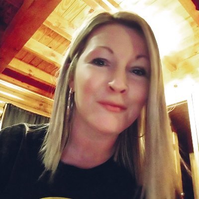 Profile Picture of Tracy Lynn Estes (@LynnEstes) on Twitter