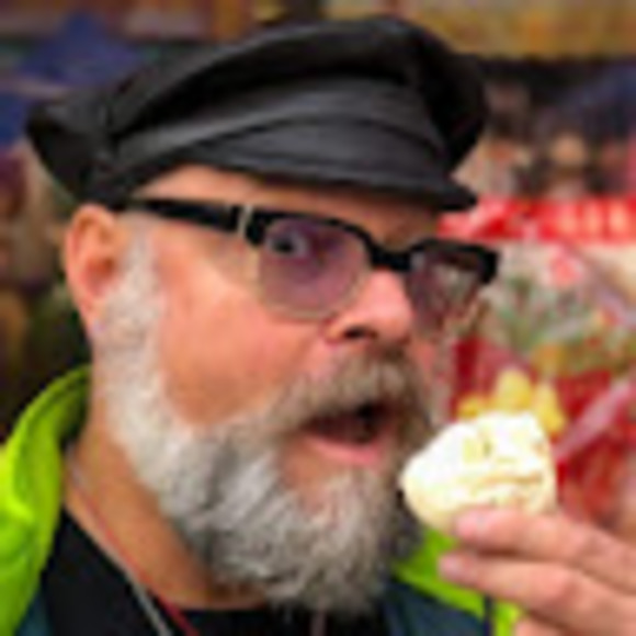 Profile Picture of Jonathan Bechard (@jbrgb3328) on Poshmark