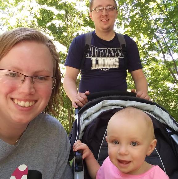 Kate Pecht - Poshmark Profile Picture of Kate Pecht (@kathrynep94) on Poshmark