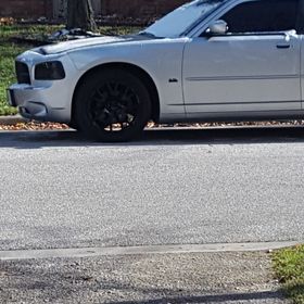 Profile Picture of Kyle (@kylesippel90) on Pinterest