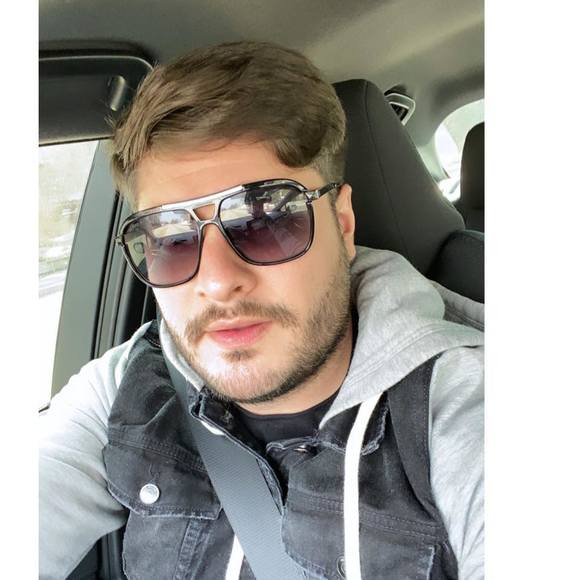 Profile Picture of Jorge Rincon (@jorge_perez_05) on Poshmark