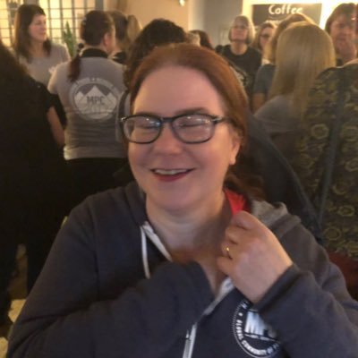 Profile Picture of Julie Peak (@veggie_dragon) on Twitter