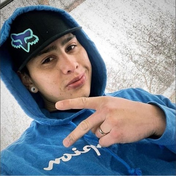 Profile Picture of Johan Vargas (@johanvargas325) on Poshmark