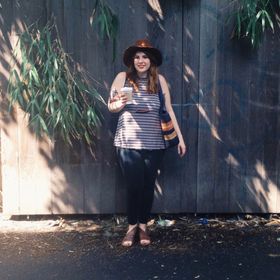 Profile Picture of Mackenzie Johnson (@mackenzieburger) on Pinterest