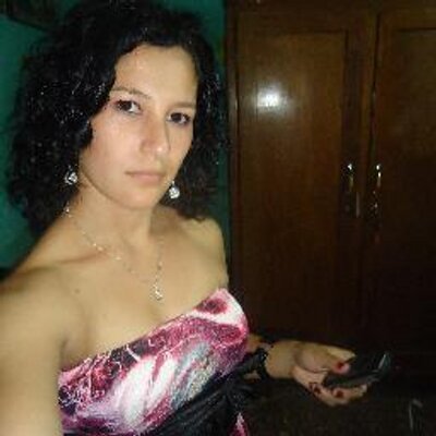 Profile Picture of Maribel Mena (@maribelmena11) on Twitter