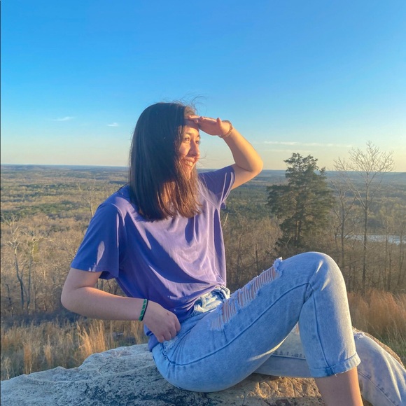 Profile Picture of Chelsea Tidwell (@chelseatidwe650) on Poshmark