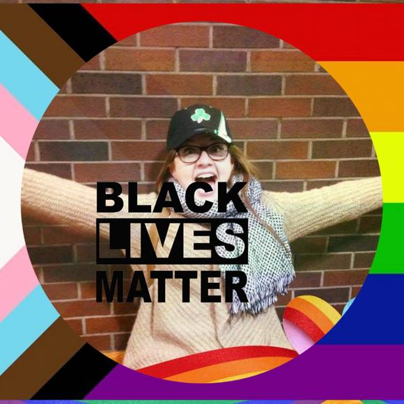 Profile Picture of Laura Latassa (@lauraltsjms) on Poshmark