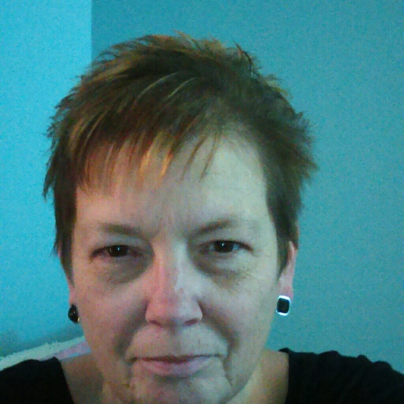 Profile Picture of Patty Keller (@prev47) on Poshmark