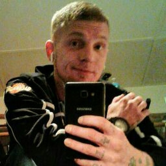 Profile Picture of Christopher Armstrong (@luckylee85) on Poshmark