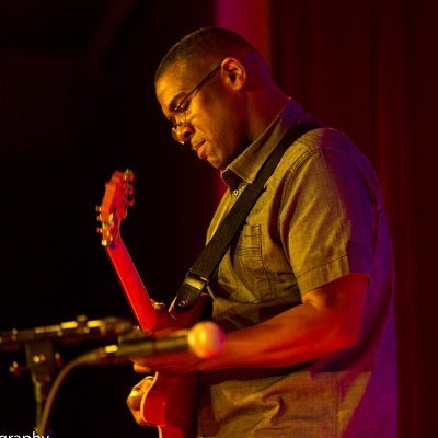 Profile Picture of Earl Carter (@EarlCarterMusic) on Twitter